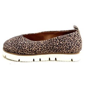 Gentle Souls By Kenneth Cole Leopard Suede Slip On Shoes Women’s Size 6
